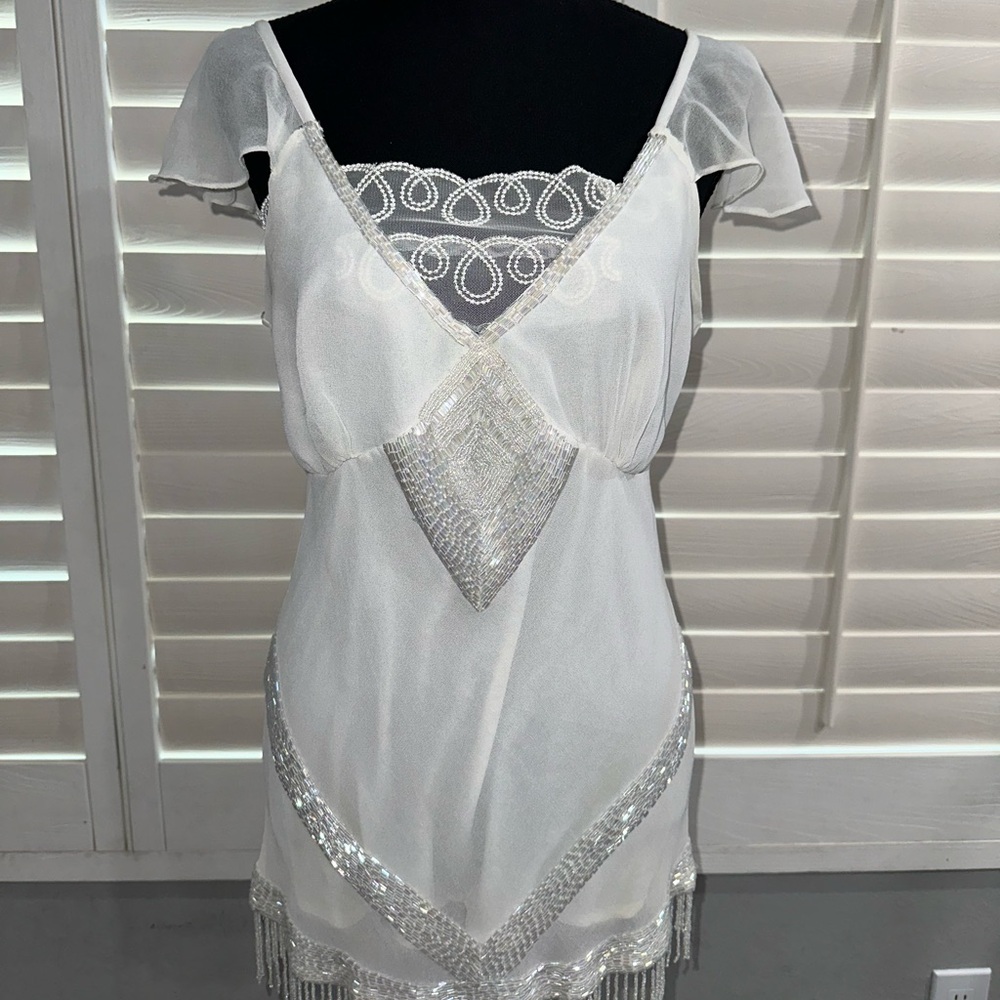 Gorgeous vintage beaded detailed piece